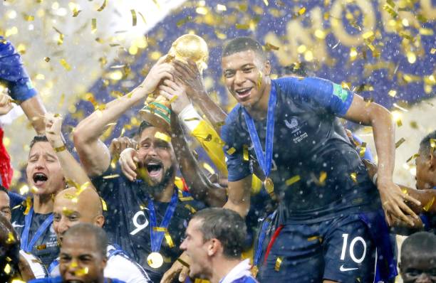 拉近距离的 拉近距离的