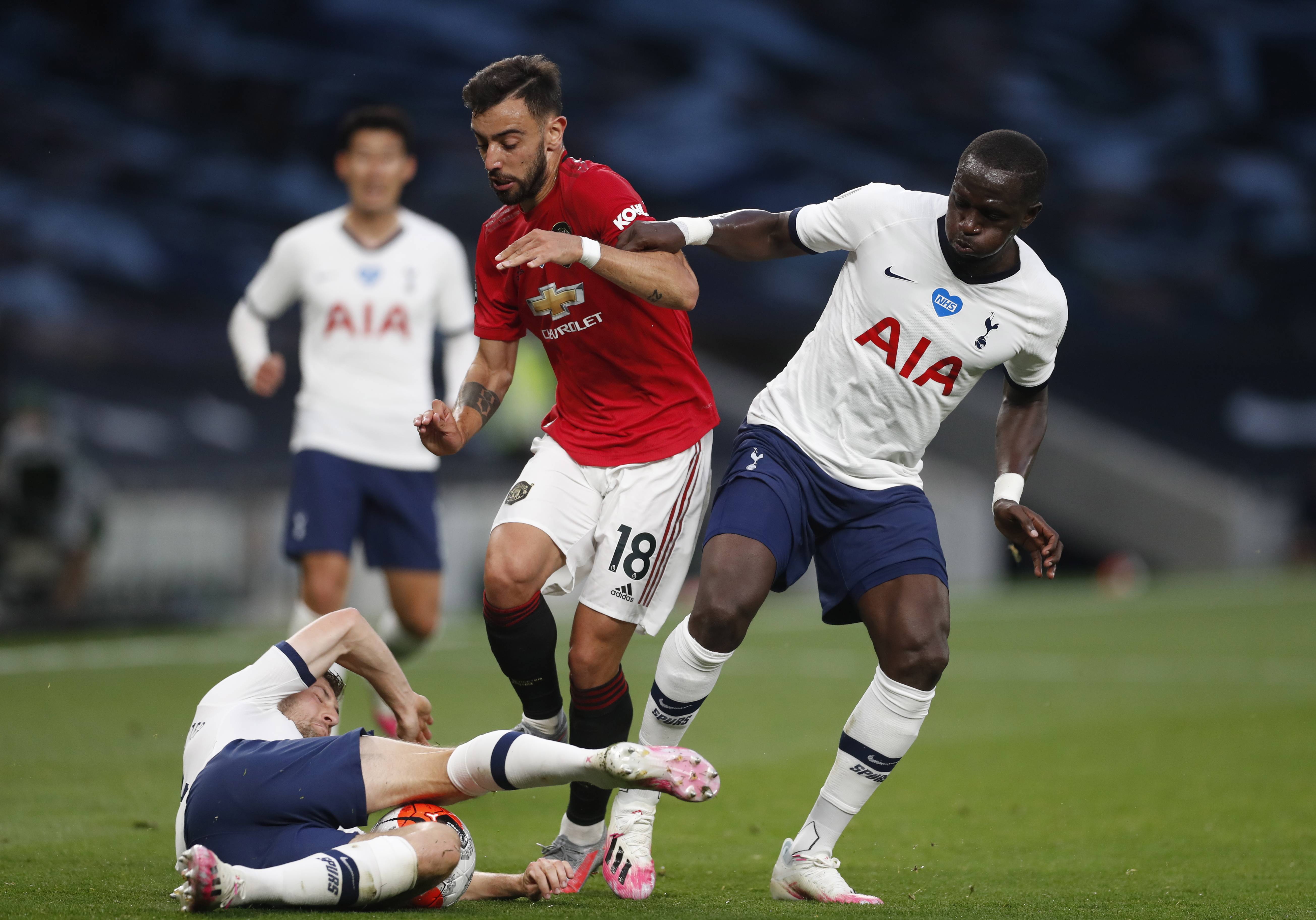 强敌对阵时 强敌对阵时